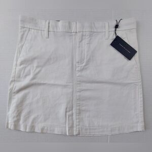 Tommy Hilfiger Hollywood Skirt Womens Size 4 White Pockets Stretch NWT $49.50